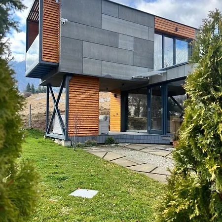 The Kube By The Mountain *